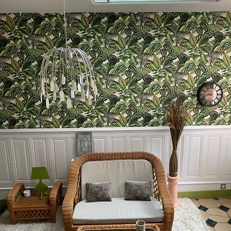Les Capucines Bed & Breakfast Abbeville Dış mekan fotoğraf
