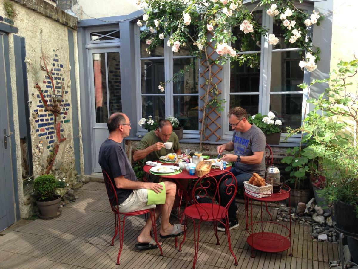 Les Capucines Bed & Breakfast Abbeville Dış mekan fotoğraf